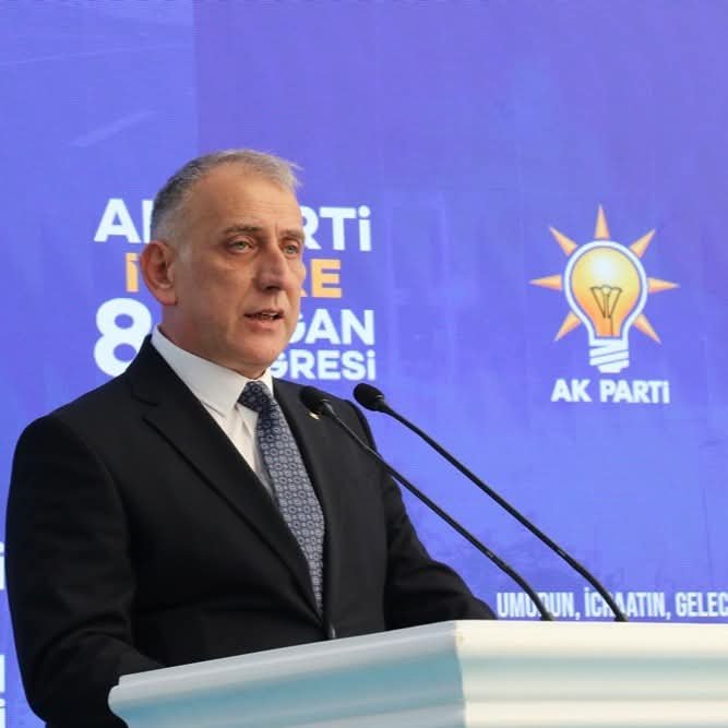 İyidere’de Akraba İmparatorluğu: AKP’li İlçe Başkanı’nın 3 Yakını Sınavsız Ücretli Öğretmen Yapıldı..!