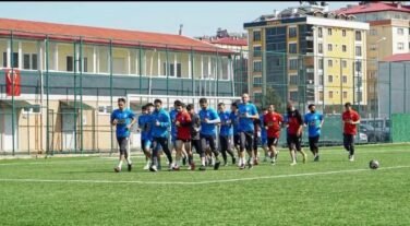 BEŞİKDÜZÜSPOR BAL HEDEFİ İÇİN EYNESİL’DE