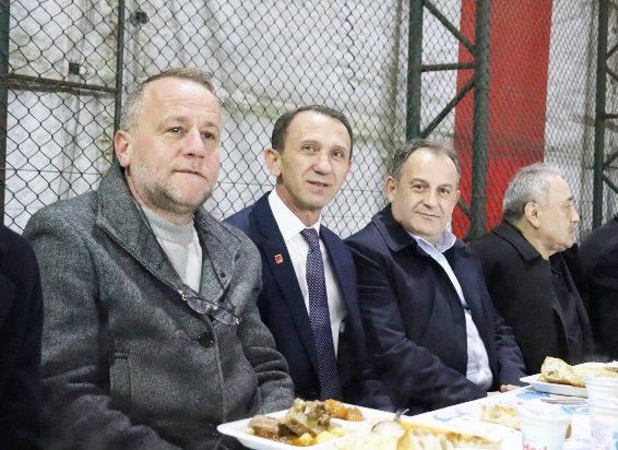Başkan Kandil Şalpazarı CHP Olarak İlki Gerçekleştirdi 500 Kişiyi İftarda Buluşturdu