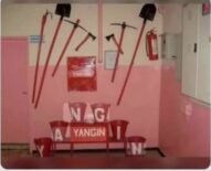 DUVARDAKİ BALTA İLE OKULDAKİ KURŞUN ARASINDA