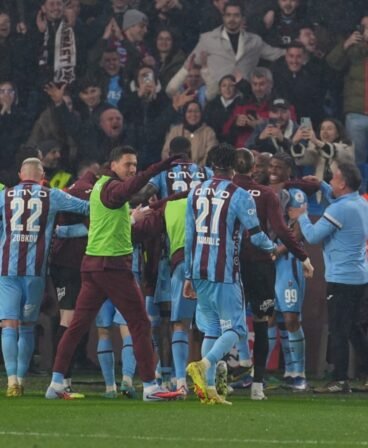 Alper Akarsu Böyle İstedi Hayri Güner Yazdı