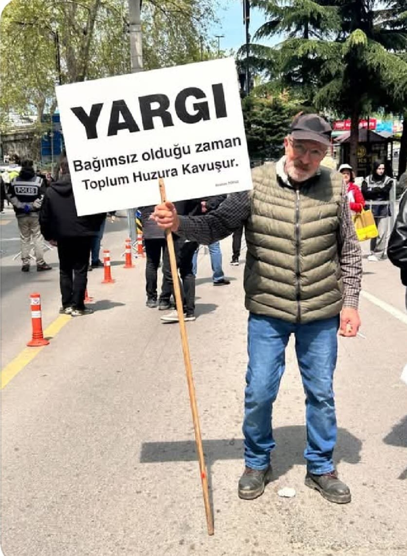 Tek Başına Muhalefet