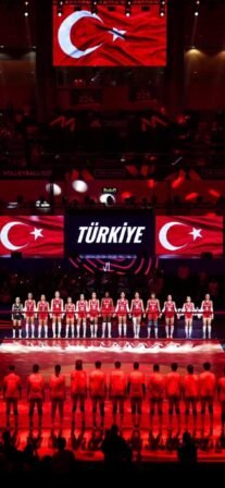 Cumhuriyet Kadınları ve Atatürk’ün Kızları