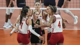 Tebrikler Hanımlar: Filenin Sultanları ikinci kez üst üste Avrupa Şampiyonu